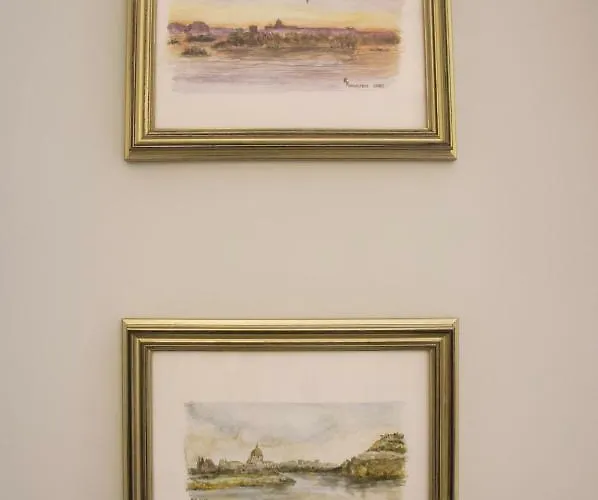 Roman Suite Guest House فندق مبيت وإفطار 4*